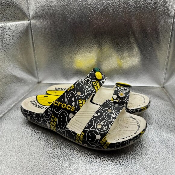 Size M6/W8 CROCS Smiley World Unisex White Black Yellow Comfort Slides Sandal - Picture 1 of 12